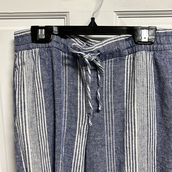 Old navy linen blend pants size medium. - Picture 2 of 10
